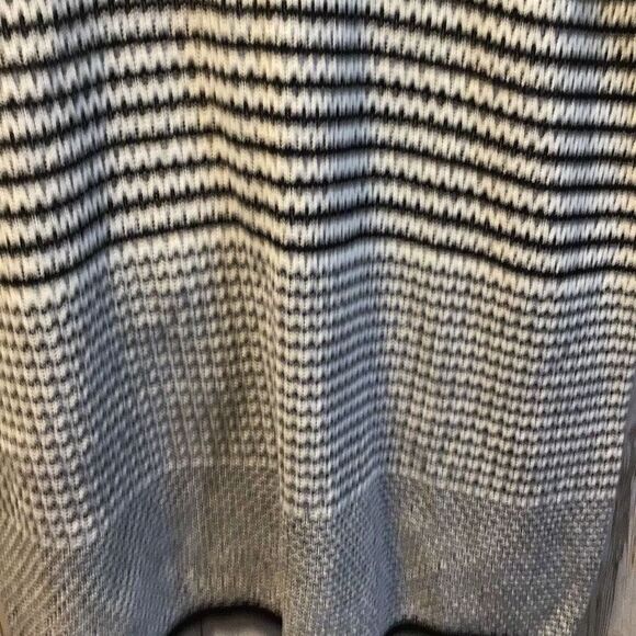 Blouse blouse by Romeo and Juliet size large - Picture 2 of 4